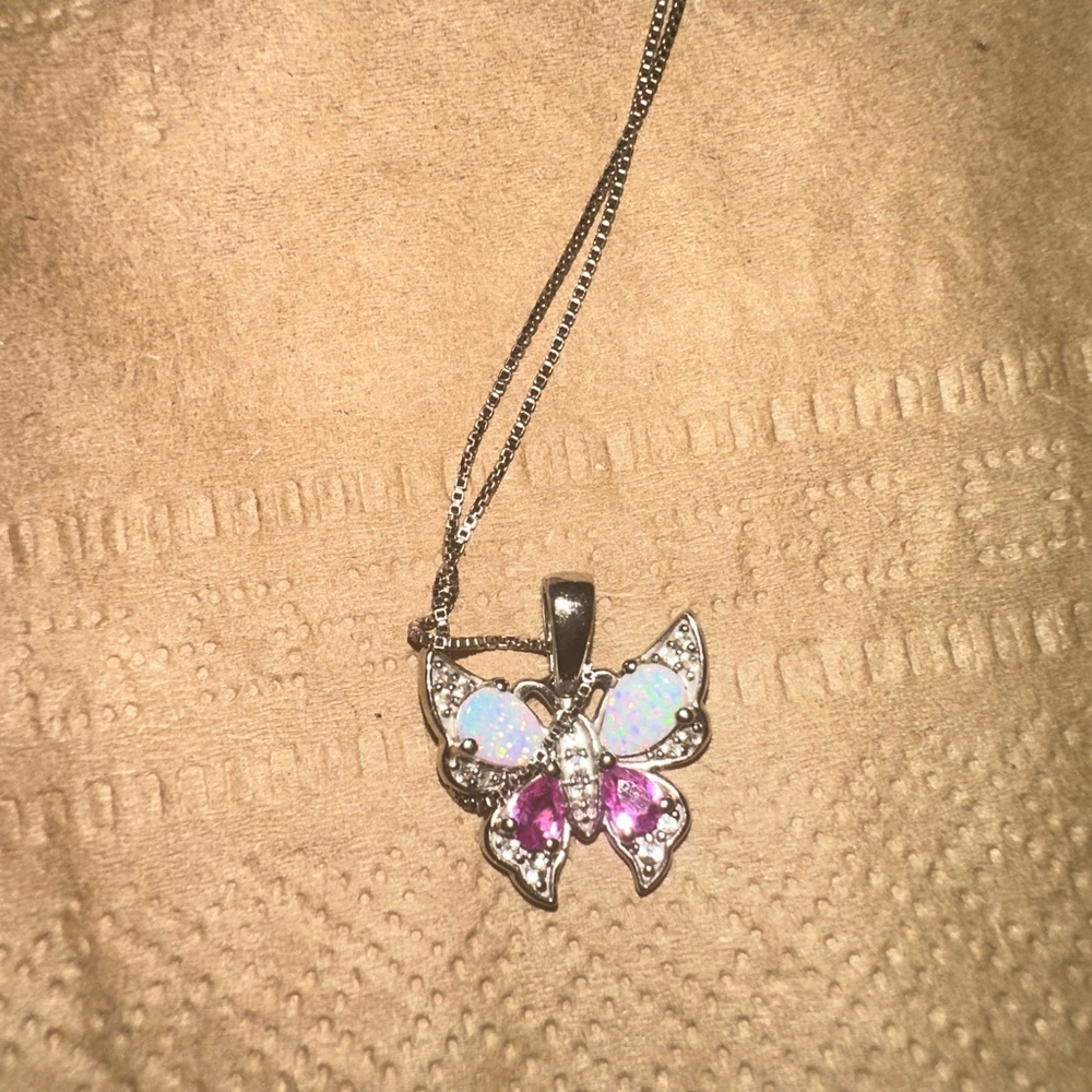 Kay’s Jewelry Sterling Silver necklace with beautiful silver butterfly pendant.
